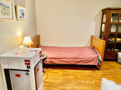 Naperville House | Ideal Naperville Room with Desk, Wi-Fi & Pet-Friendly Perks