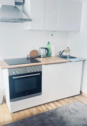 Neuehrenfeld Apartment | Baadenbergerstr stay