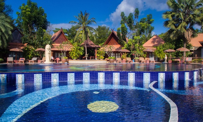 Thong Chai Hotel | Relax at Baan Grood Arcadia Resort & Spa with Ocean Views