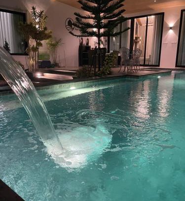 Hin Lek Fai Villa | Discover Baan Monte1: Pet-Friendly Oasis with Ocean Views