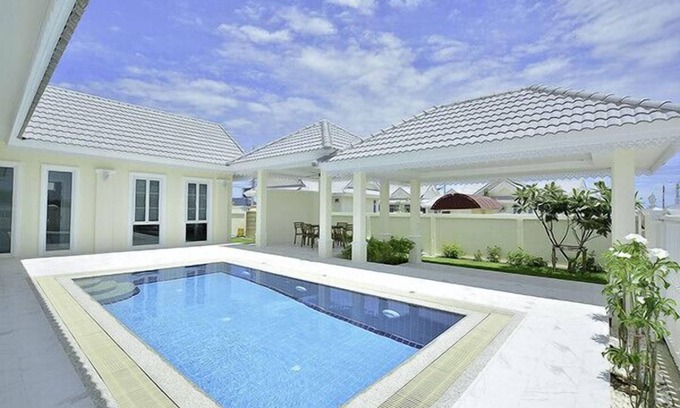 Hua Hin Apartment | Relax at Baan Nice Breeze Hua Hin with Private Pool Access