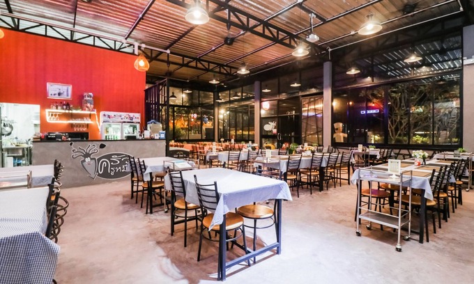 Hua Hin Hotel | Elegant Baan Noppadol Hua Hin Loft Hotel - Rated 9.2/10