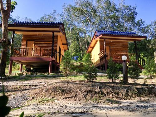 Ko Kood Resort | Oceanfront Baan Panseng Bungalow with Breakfast & Views