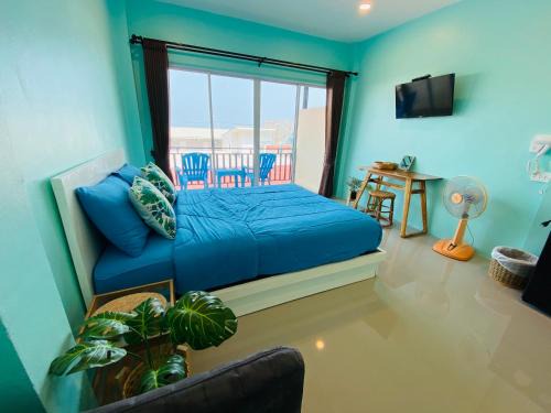 Haad Ta Waen House | Relaxing Oceanfront Retreat at Baan Ta Long Beach Koh Larn