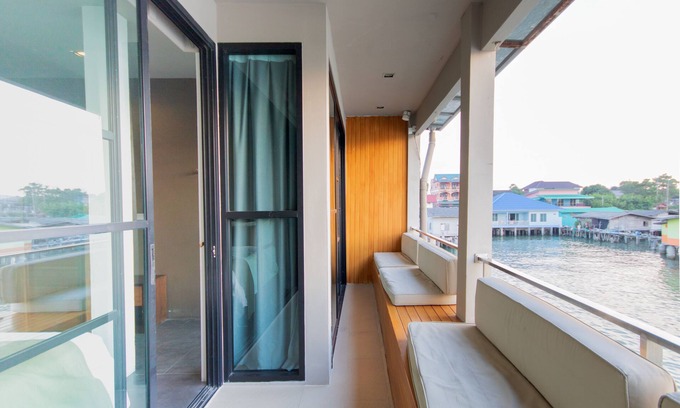 Bang Sare Hotel | Cozy Baan Tah On The Sea: Family-Friendly with Breakfast