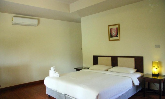 Cha-am House | Discover Family-Friendly Comfort at Baan Talay Samran D1