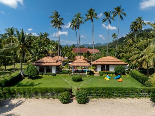 Laem Set Villa | Experience Serenity at Baan Tawan Chai: 5-Star Oceanfront Escape