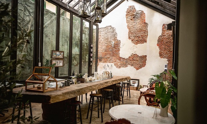 China Town Hotel | Family-Friendly Baan2459: Rated 9/10 with Breakfast & Dining