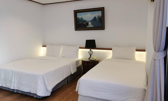 Hua Hin Hotel | Family-Friendly Stay at BaanBusarin Hotel - Guest Rated 8/10