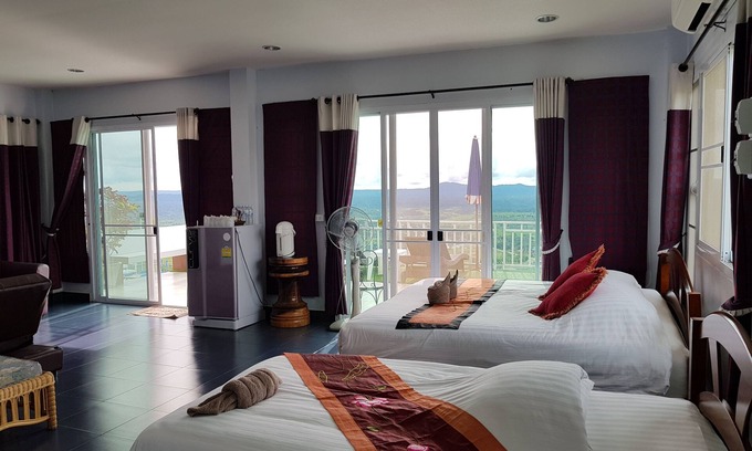 Khao Kho Hotel | Discover Baanmorkburi Resort: Rated 9/10 & Family-Friendly
