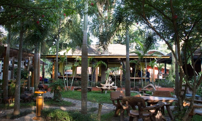Hang Dong Hotel | Discover Baanplaidoi Resort: Family-Friendly Getaway