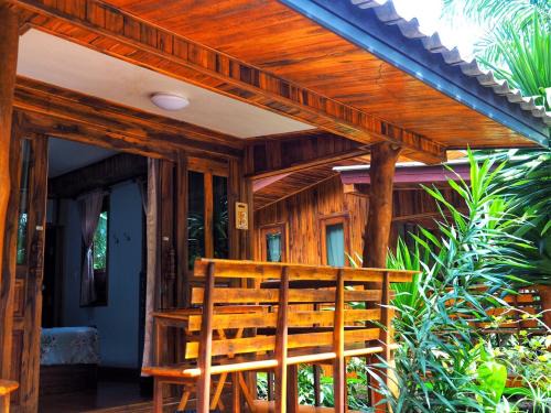 Don Sak Resort | Pet-Friendly Getaway at Baansuan Resort with Great Reviews