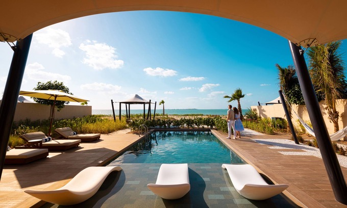 Abu Dhabi Resort | Indulge in Bab Al Nojoum Hudayriyat Villas with Ocean Views
