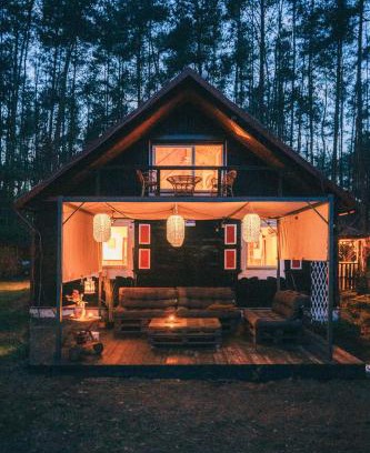 Karniewek House | Experience Domek Kruczy Borek: Pet-Friendly Retreat