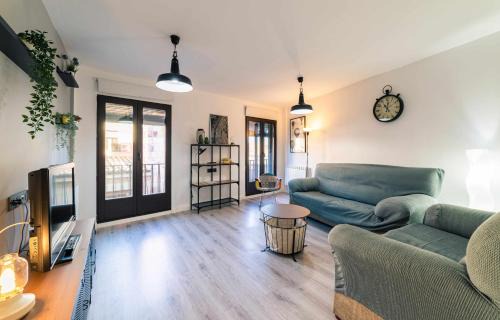 Zamora Apartment | Family-Friendly Stay at Babieca Casa con Garaje, 4 Stars