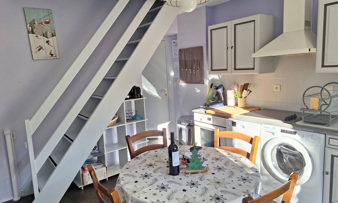 Luz-Saint-Sauveur Apartment | Babylone Apartment: Ideal Family Retreat with Spa Access