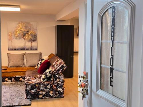 Orvin Apartment | Family-Friendly Babylone Hotel with a 9.3/10 Review Score