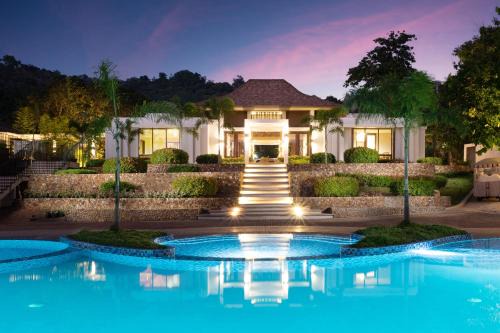 Coron Resort | Explore Bacau Bay Resort in Coron - Family-Friendly Oasis