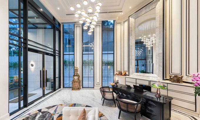 Phuong 6 Hotel | Discover Bach Suites Saigon: 4-Star Elegance Awaits