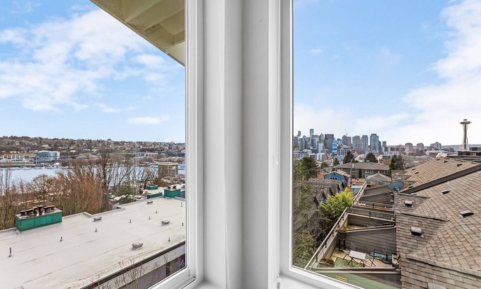 East Queen Anne House | Comfort Meets Convenience at Back To The Future Sweet Suites