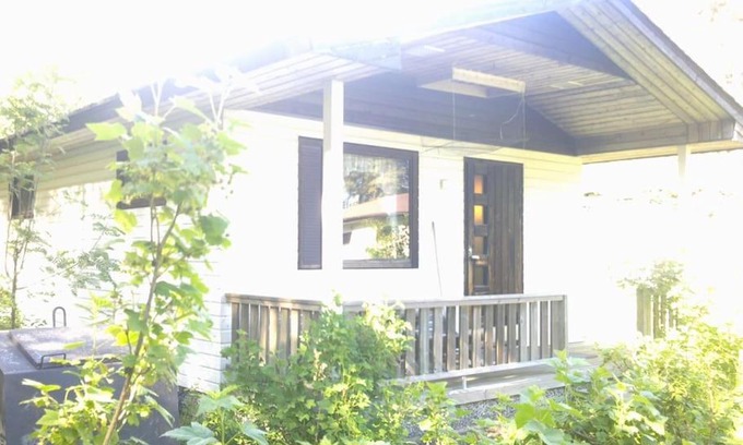 Keminmaa Apartment | Cozy Cabin Retreat with Veranda by Kemijoki River