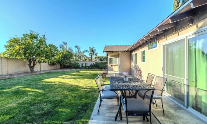 Mission Viejo House | Perfect Getaway: Citrus Perch with Fast WiFi & Backyard