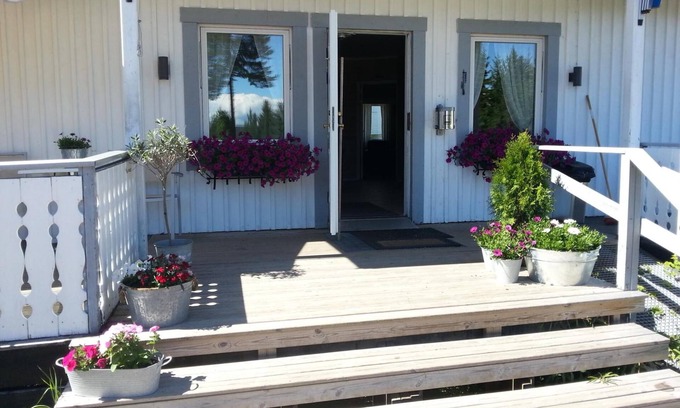 Raufoss Hotel | Cozy Badeland Gjestegård: Family-Friendly with Breakfast