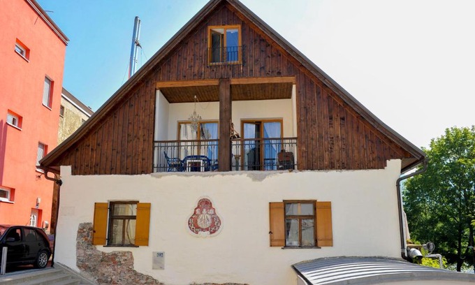 Bruck an der Mur Hotel | Discover Baderhaus: Pet-Friendly Stay with Great Ratings