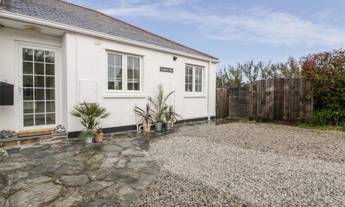 Tintagel House | Exceptional Badgers Way: 4-Star Family-Friendly Retreat