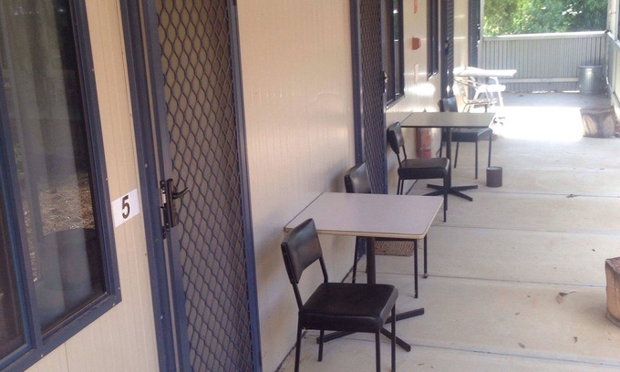 Badgingarra Apartment | Comfortable Badgingarra Accommodation with Restaurant & Rooms