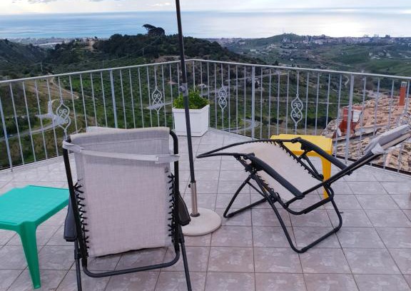 Badolato House | Unforgettable Stay at Badolato Panoramic House with Ocean View