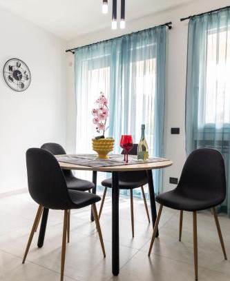 Bagheria Apartment | Welcoming Bagheria Home: Pet-Friendly & Family-Oriented Stay