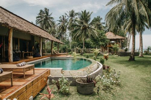 Katiet Villa | Family-Friendly Retreat at Baha Baha Villa Sailo Mentawai