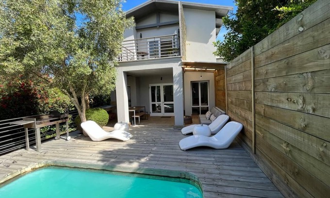 Plettenberg Bay Villa | Baha Sanctuary Villa with Pool