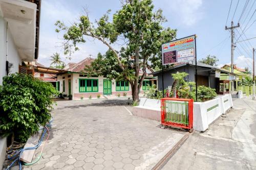 Bantul House | Family-Friendly Retreat at Bahagia Sederhana Homestay