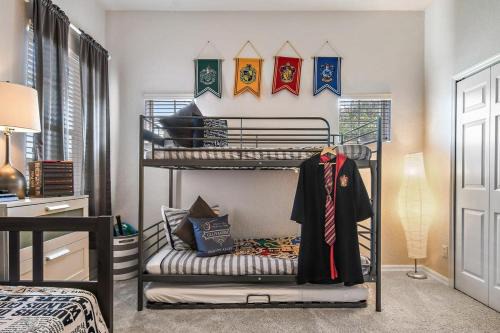 Bahama Bay House | Discover Bahama Bay: Modern Condo Near Wizarding World