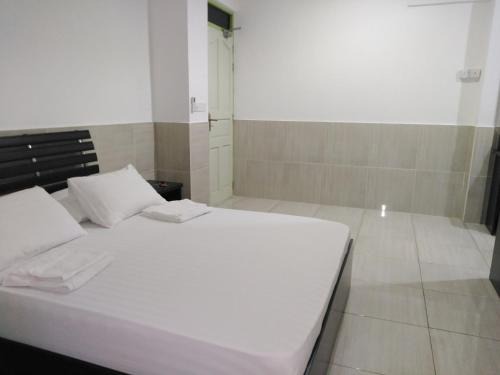 Kaashidhoo House | Relax at Bahari Lodge, K.Kaashidhoo with Ocean Views