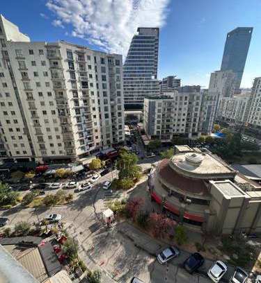 Esenyurt Apartment | Discover Bahcesehir Rent House: Breakfast & Family-Friendly