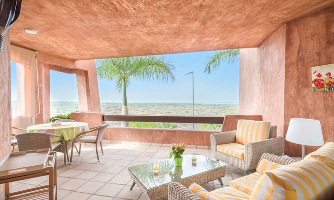 Palm-Mar House | Bahia - Beneharo 1.1: Deluxe Sea View with Pool & Spa