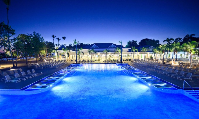 Portillo Resort | Relax at Bahia Principe Grand El Portillo - All Inclusive Stay
