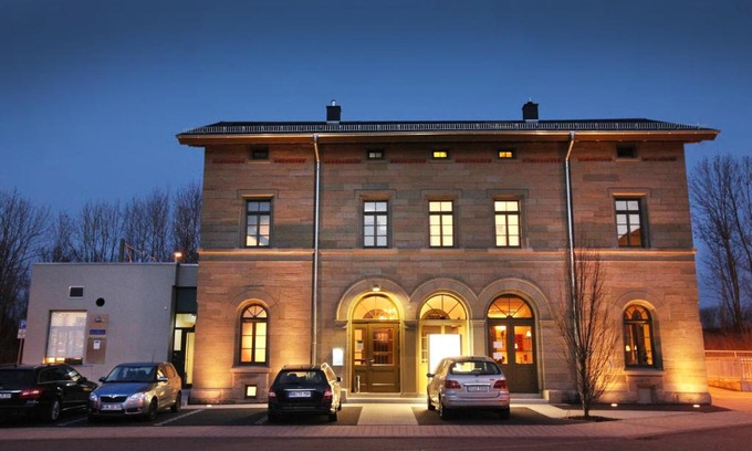 Bretzfeld House | Pet-Friendly Bahnhof Busch: Family Comfort Awaits You