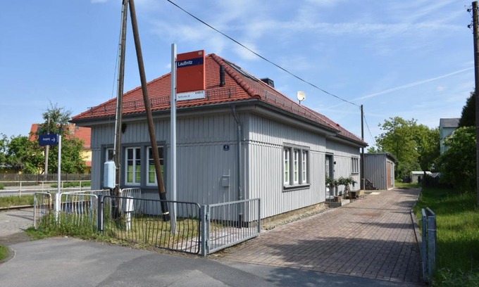 Laussnitz Apartment | Top-Rated Bahnhof Laussnitz: Family-Friendly & Accessible
