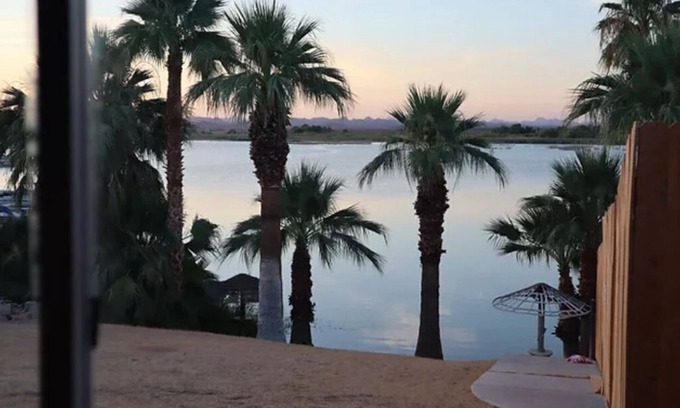 Yuma House | Family-Friendly Bailey House Bungalow at Martinez Lake Resort