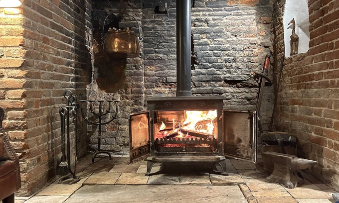 Castle Acre House | Discover Bailiff’s Cottage: Pet-Friendly Getaway with Spa