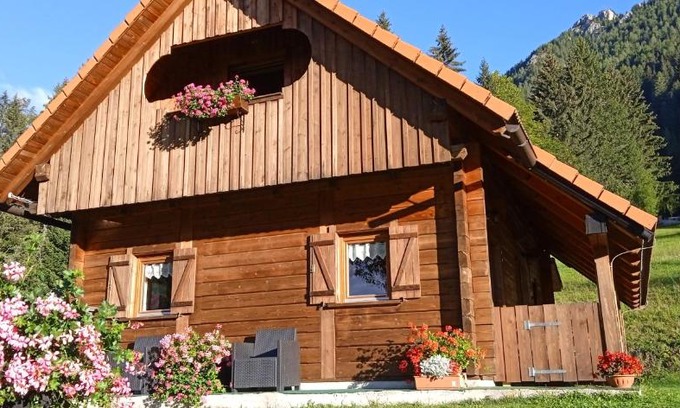 Malborghetto Valbruna Ski Chalet | Exceptional Baita Ciuet: Oceanfront Pet-Friendly Retreat