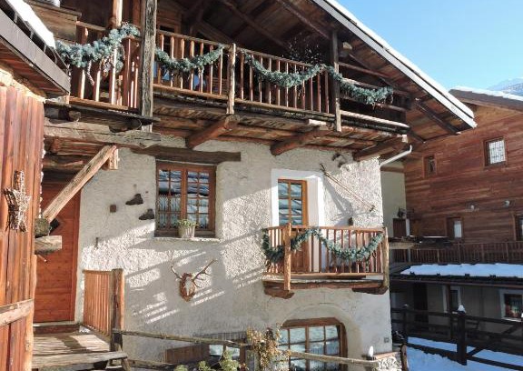 Plan Apartment | Pet-Friendly Getaway at Baita del Plan - Rated 9.2/10
