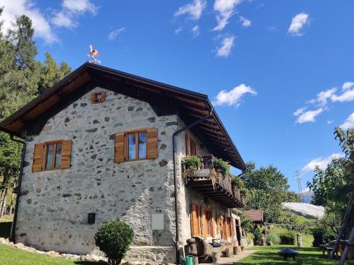 Strigno Ski Chalet | Pet-Friendly Retreat at Baita Miralefre - Rated 9/10