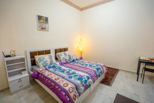 Abu Dhabi House | Family-Friendly BAITH AL JANNAH Room with Kitchen Access