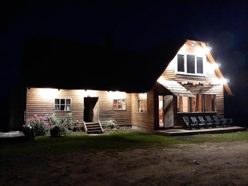 Kurzeme House | Welcoming Bajāru pirtiņa: Family-Friendly with Hot Tub