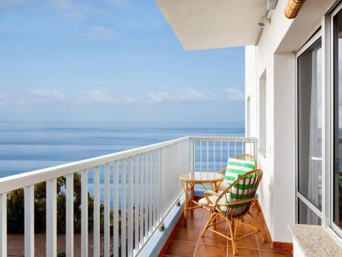 Bajamar Apartment | Experience Bajamar Beach Vibes with Oceanfront Views